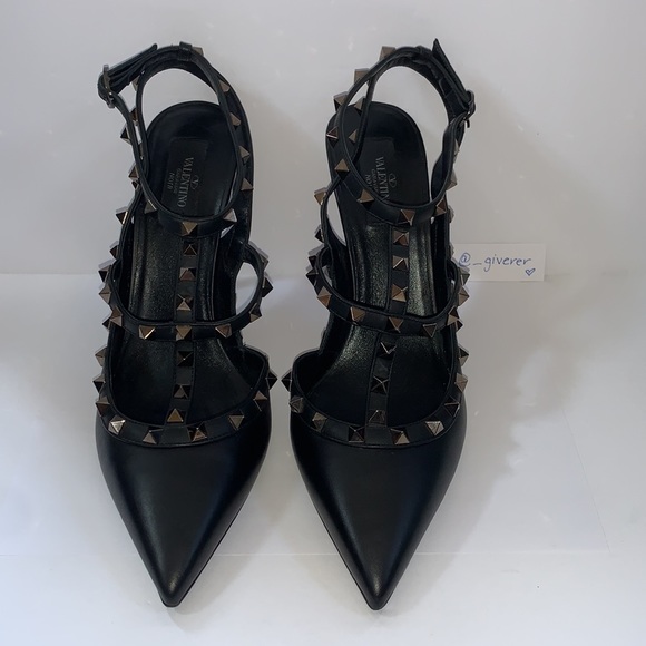 42 Valentino Garavani Noir Rockstud T-Strap Pump - Picture 4 of 16